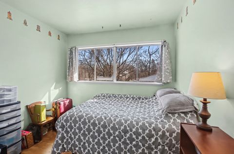 Tiny photo for 5611 Washington Street, Downers Grove, IL 60516 (MLS # 12550377)