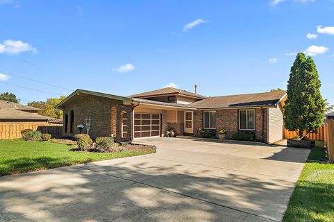 9241 S Kean Avenue Hickory Hills IL 60457