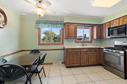 Tiny photo for 9241 S Kean Avenue, Hickory Hills, IL 60457 (MLS # 12493908)