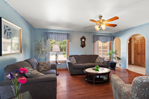 Tiny photo for 9241 S Kean Avenue, Hickory Hills, IL 60457 (MLS # 12493908)