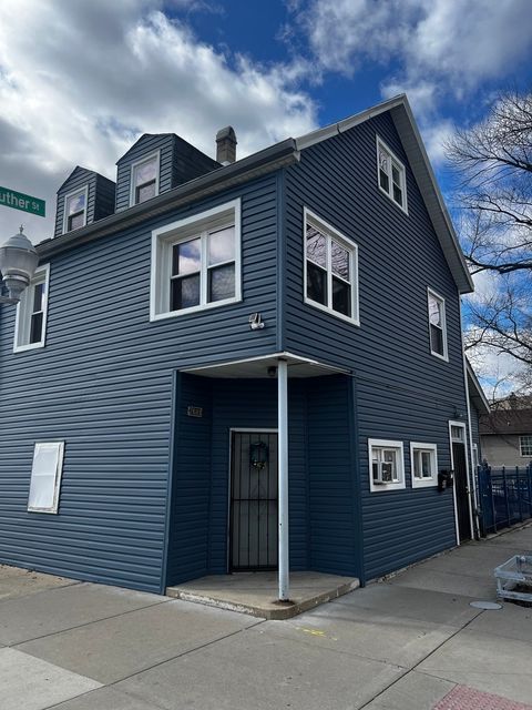 2601 W Luther Street Chicago IL 60608