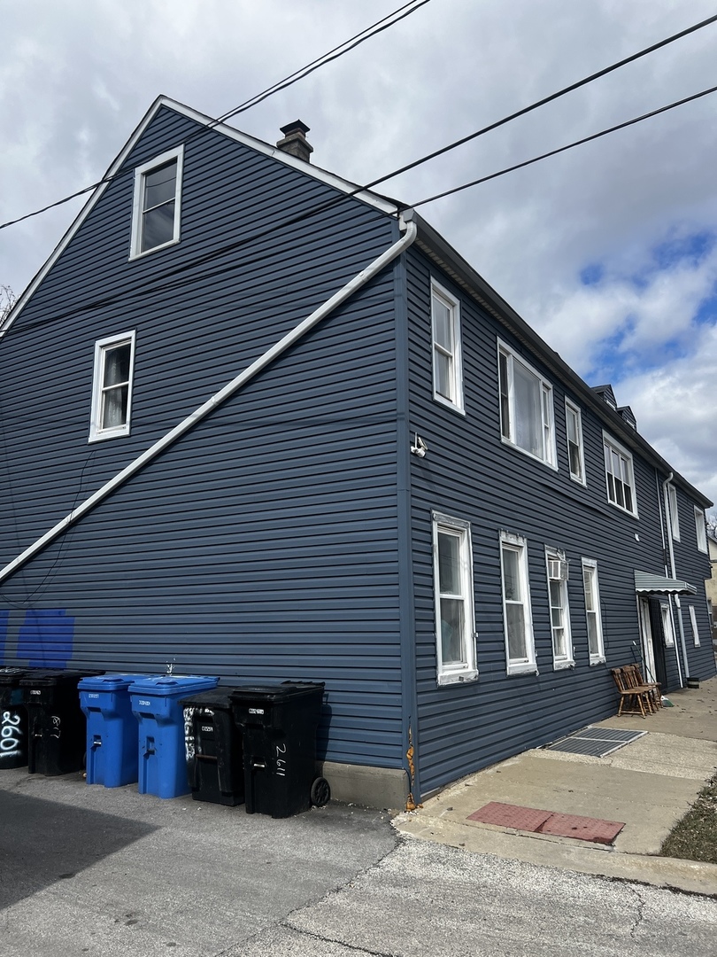 2601 W Luther Street