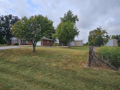 Tiny photo for 4165 Black Diamond Road, Nashville, IL 62263 (MLS # 12770225)
