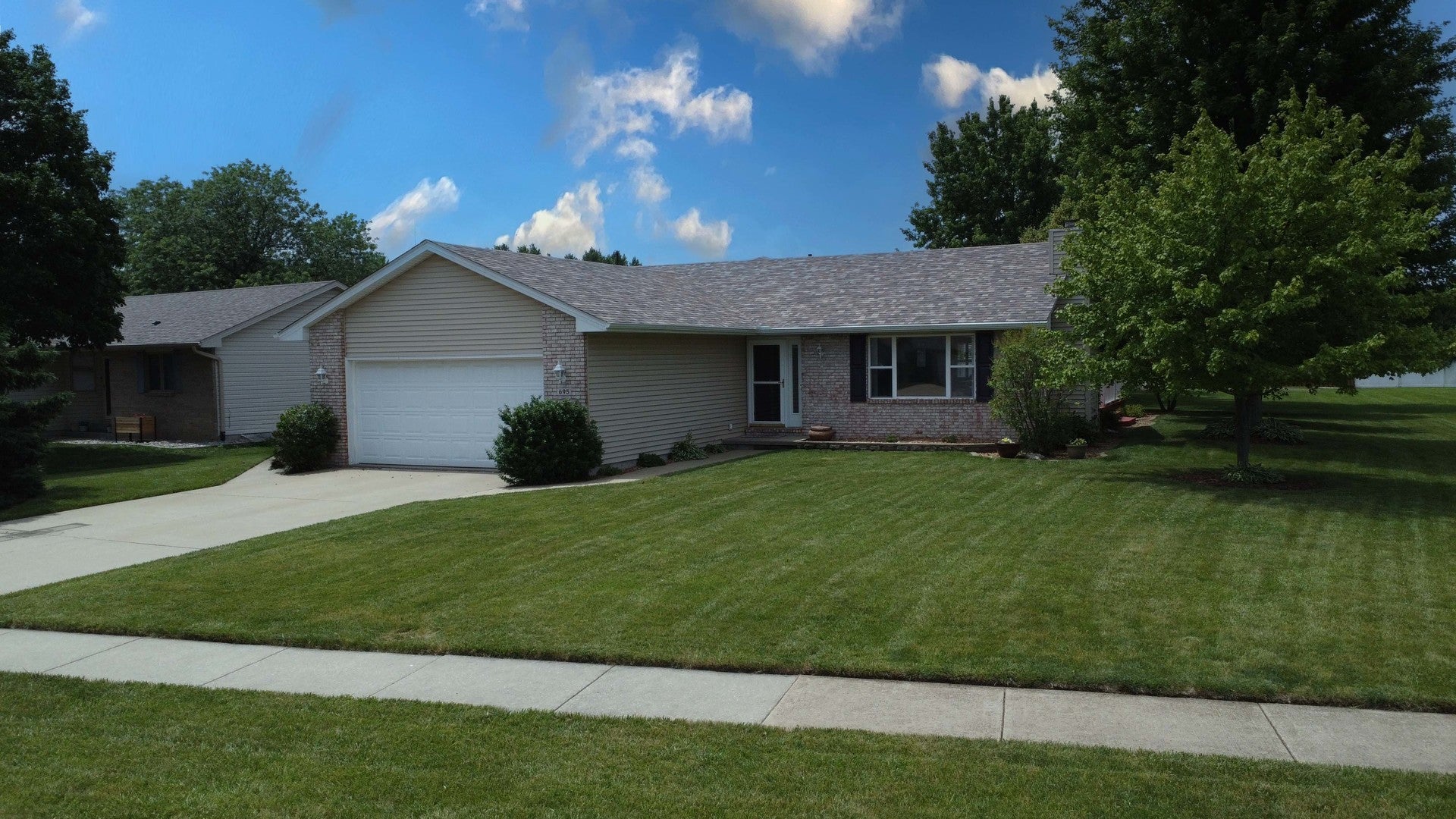 695 Cherokee Drive