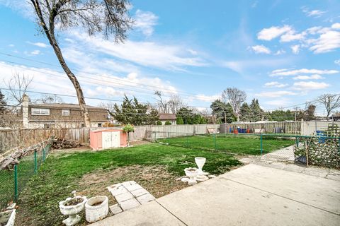 A home in Des Plaines