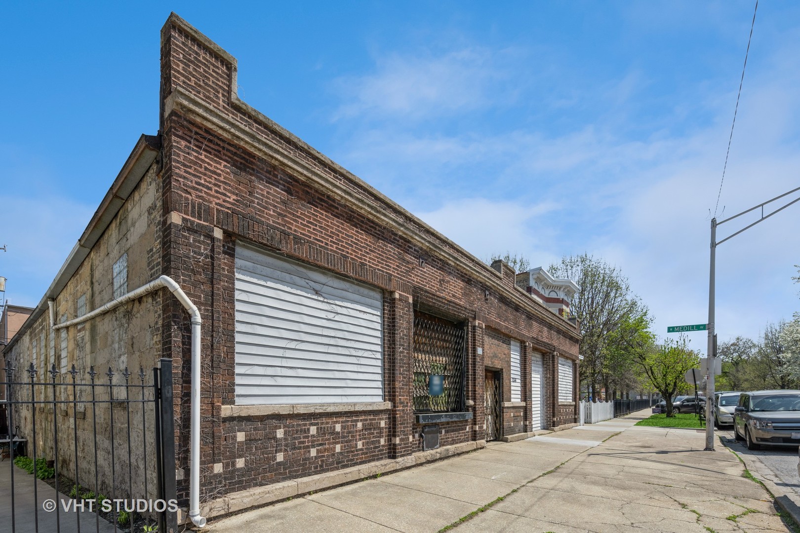 2331 N Talman Avenue
