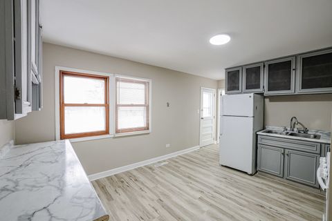 Tiny photo for 311 W Kennedy Drive, Streamwood, IL 60107 (MLS # 12562617)