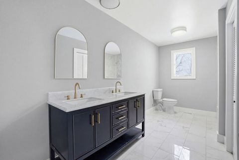 Tiny photo for 14315 S Manistee Avenue, Burnham, IL 60633 (MLS # 12594719)