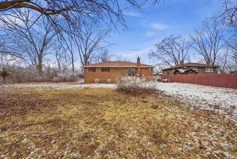 Tiny photo for 14315 S Manistee Avenue, Burnham, IL 60633 (MLS # 12594719)