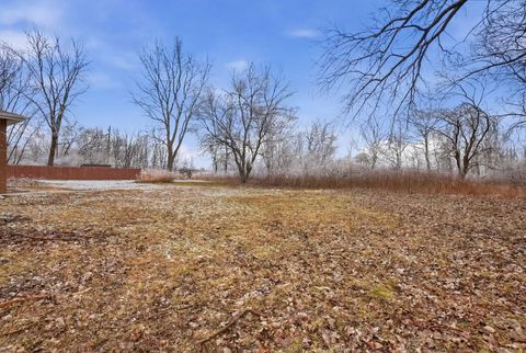 Tiny photo for 14315 S Manistee Avenue, Burnham, IL 60633 (MLS # 12594719)