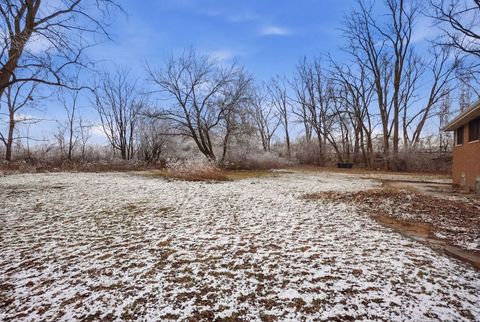 Tiny photo for 14315 S Manistee Avenue, Burnham, IL 60633 (MLS # 12594719)