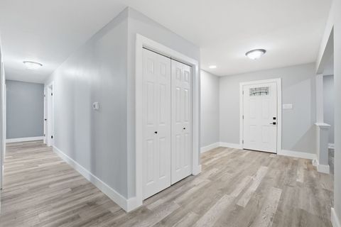 Tiny photo for 14315 S Manistee Avenue, Burnham, IL 60633 (MLS # 12594719)