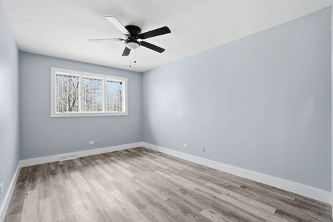 Tiny photo for 14315 S Manistee Avenue, Burnham, IL 60633 (MLS # 12594719)