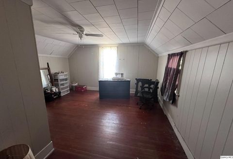 Tiny photo for 623 Payson Ave Ave, Quincy, IL 62301 (MLS # 12455096)