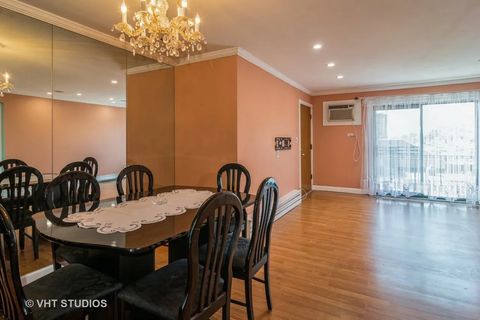 Tiny photo for 2016 N Harlem Avenue #11W, Elmwood Park, IL 60707 (MLS # 12614404)