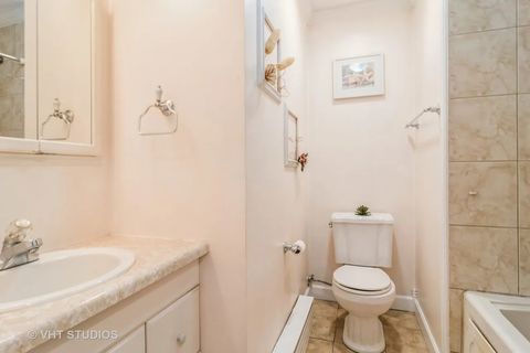 Tiny photo for 2016 N Harlem Avenue #11W, Elmwood Park, IL 60707 (MLS # 12614404)