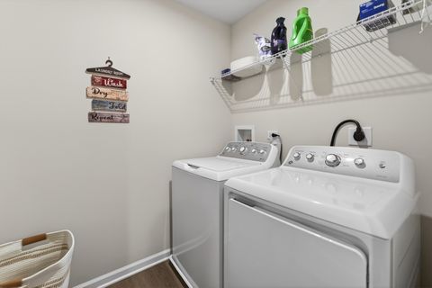 Tiny photo for 454 Thresher Street, DeKalb, IL 60115 (MLS # 12621018)