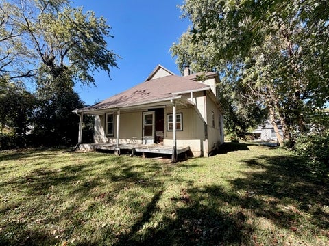 Tiny photo for 711 Wisely Street, Murphysboro, IL 62966 (MLS # 12786595)