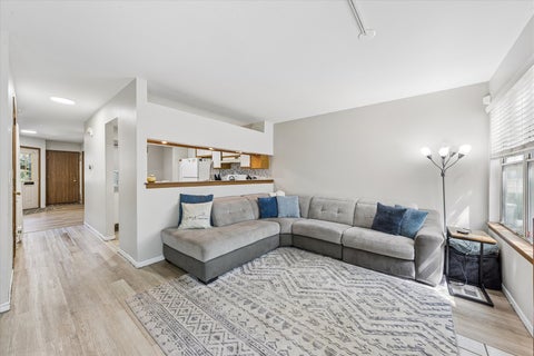 Tiny photo for 1375 Ridgefield Circle #1375, Carol Stream, IL 60188 (MLS # 12791949)