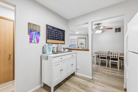 Tiny photo for 1375 Ridgefield Circle #1375, Carol Stream, IL 60188 (MLS # 12791949)