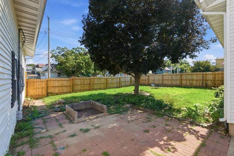 Tiny photo for 1105 Spring Street, Burlington, IA 52601 (MLS # 12687852)