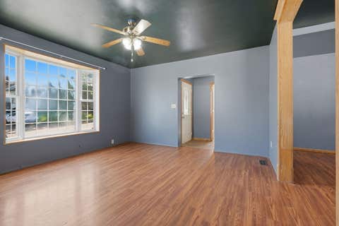 Tiny photo for 1105 Spring Street, Burlington, IA 52601 (MLS # 12687852)