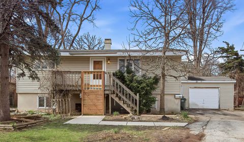 322 S Seymour Avenue Mundelein IL 60060