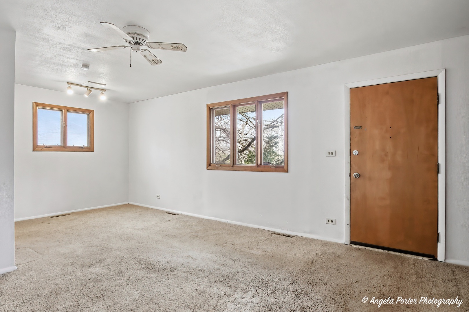 322 S Seymour Avenue