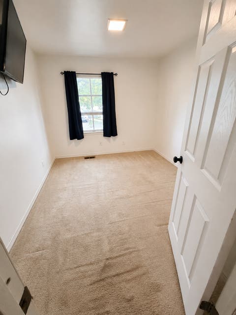 Tiny photo for 1404 E 20th Street, Sterling, IL 61081 (MLS # 12718193)