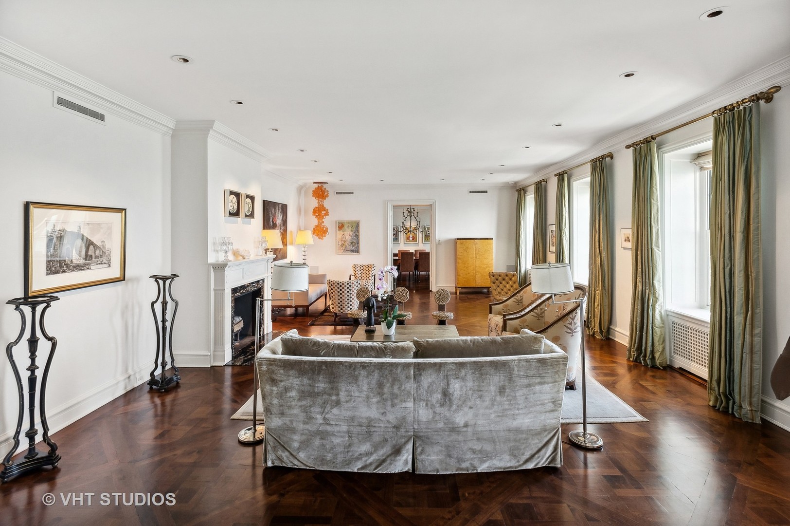 1500 N Lake Shore Drive 22A