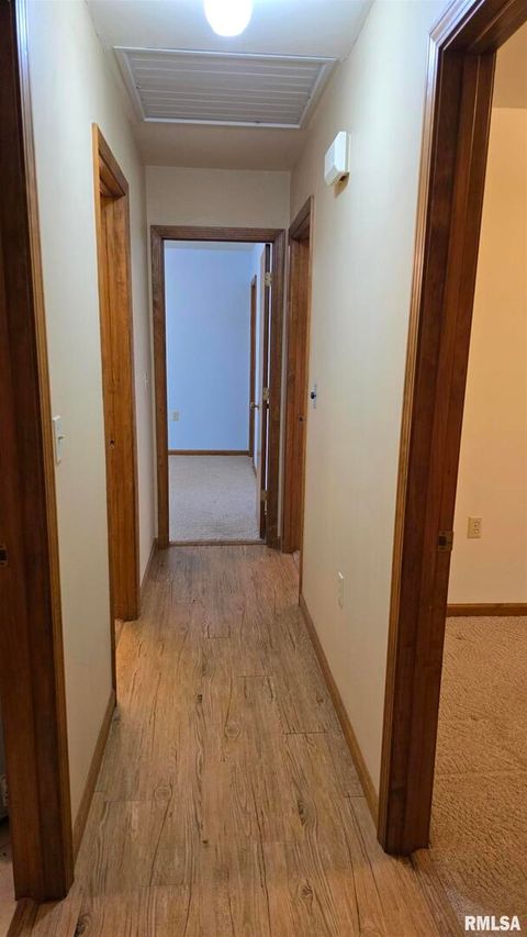 Tiny photo for 400 Old Broughton Road, Eldorado, IL 62930 (MLS # EB458344)