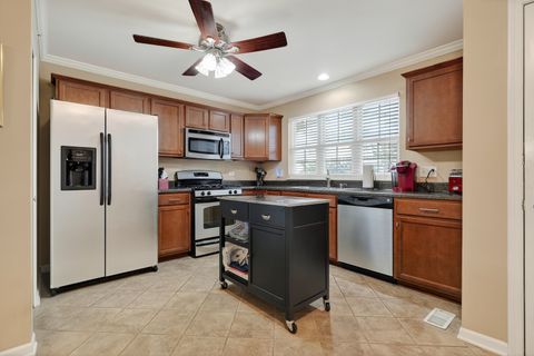 Tiny photo for 671 River Mill Parkway, Wheeling, IL 60090 (MLS # 12515331)