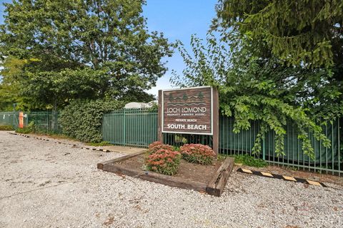 Tiny photo for 212 Londonderry Court, Mundelein, IL 60060 (MLS # 12466264)