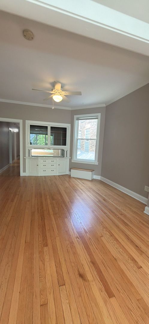 1942 W Irving Park Road 2