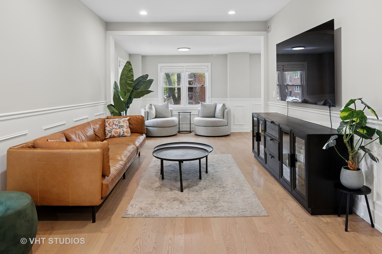 3800 W EDDY Street