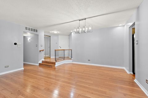 Tiny photo for 7812 W Golf Drive #2A, Palos Heights, IL 60463 (MLS # 12630312)
