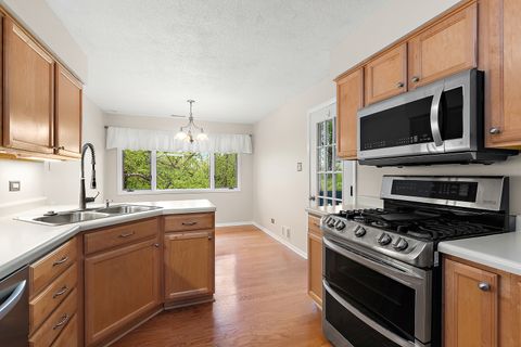 Tiny photo for 7812 W Golf Drive #2A, Palos Heights, IL 60463 (MLS # 12630312)