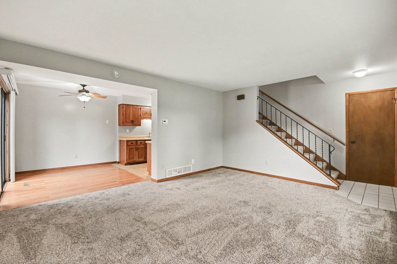 246 E Woodlawn Road