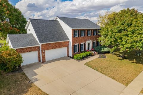 45 Pebblebrook Court Bloomington IL 61705