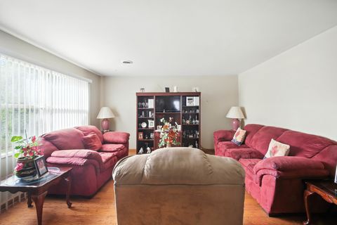 Tiny photo for 295 E Dennis Road, Wheeling, IL 60090 (MLS # 12458145)