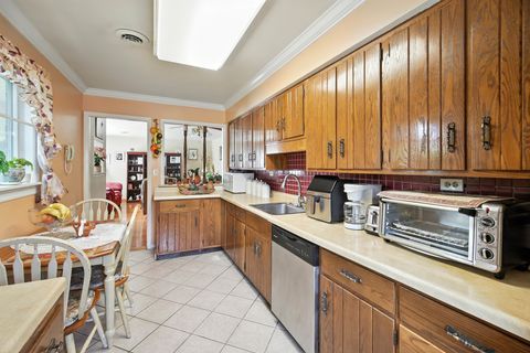 Tiny photo for 295 E Dennis Road, Wheeling, IL 60090 (MLS # 12458145)