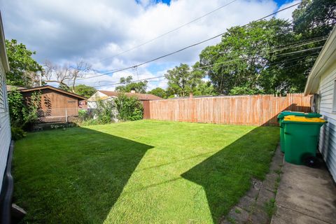 Tiny photo for 295 E Dennis Road, Wheeling, IL 60090 (MLS # 12458145)