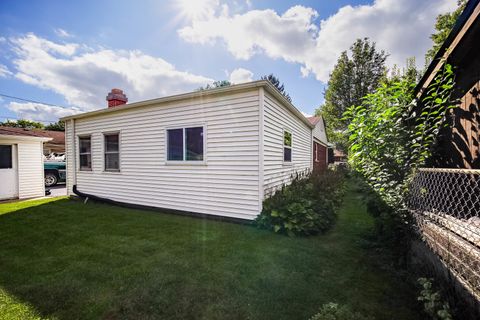 Tiny photo for 295 E Dennis Road, Wheeling, IL 60090 (MLS # 12458145)