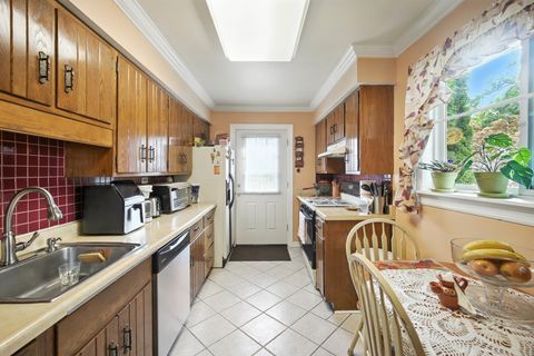 Tiny photo for 295 E Dennis Road, Wheeling, IL 60090 (MLS # 12458145)