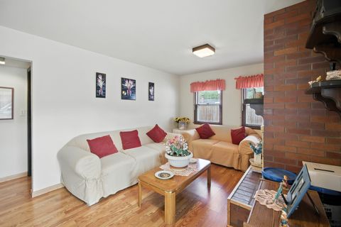 Tiny photo for 295 E Dennis Road, Wheeling, IL 60090 (MLS # 12458145)
