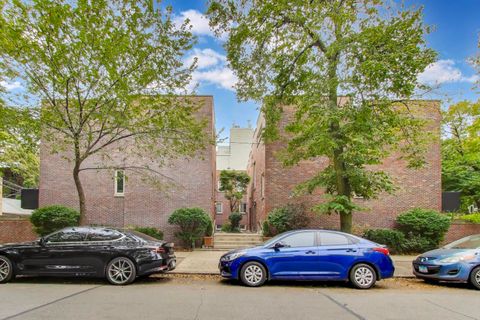 Photo of 515 W Dickens Avenue, Chicago, IL 60614 (MLS # 12497212)
