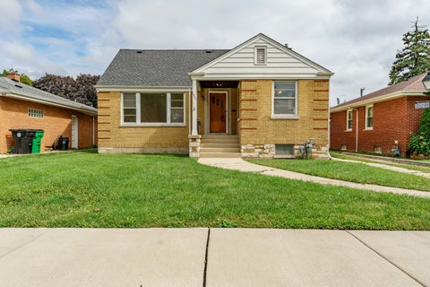 Tiny photo for 1635 Downing Avenue, Westchester, IL 60154 (MLS # 12767835)