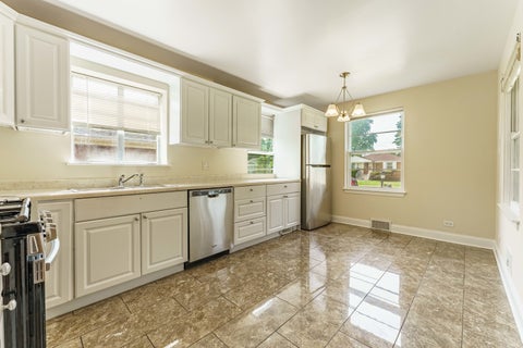 Tiny photo for 1635 Downing Avenue, Westchester, IL 60154 (MLS # 12767835)