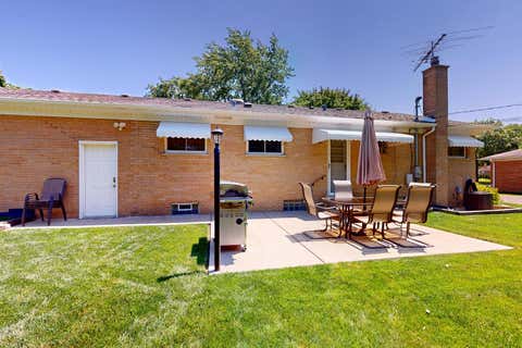 Tiny photo for 102 Audrey Lane, Mount Prospect, IL 60056 (MLS # 12705479)