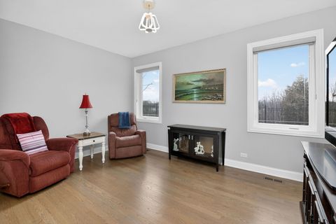 Tiny photo for 669 E Byron Avenue, Addison, IL 60101 (MLS # 12621258)